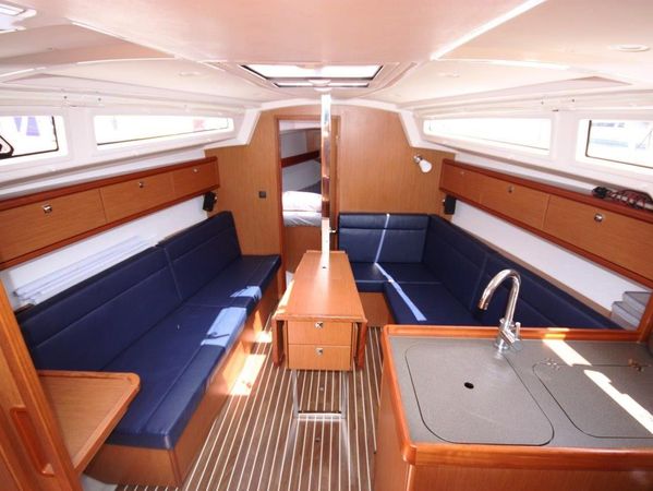 Bavaria Cruiser 33 | Fei Jian