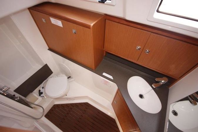 Bavaria Cruiser 33 | Fei Jian