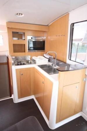 Fountaine Pajot Mahe 36 | Happy Eva