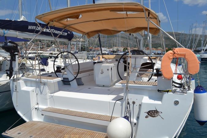 Beneteau Oceanis 51 | Star Fruit
