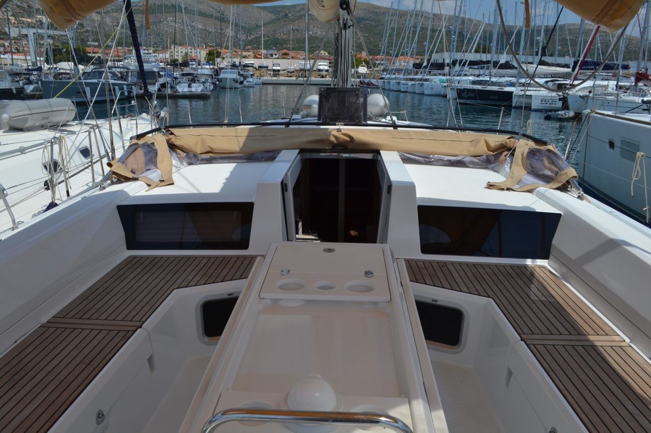 Beneteau Oceanis 51 | Star Fruit