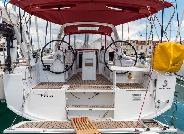 Beneteau Oceanis 35 | Bela