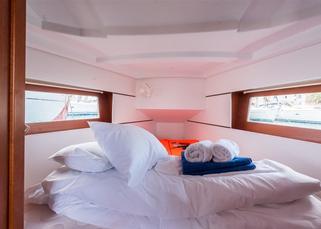 Beneteau Oceanis 35 | Bela