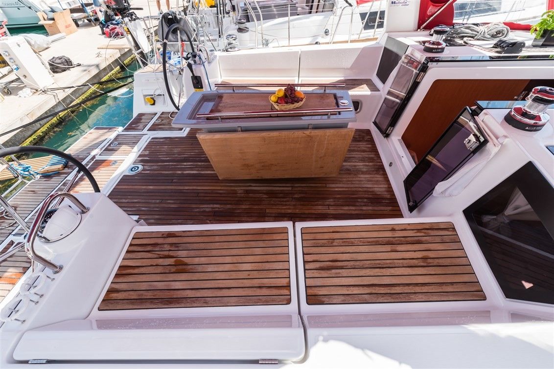 Beneteau Oceanis 45 | Mobula One