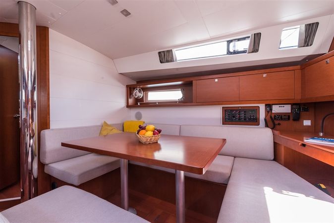 Beneteau Oceanis 45 | Mobula One