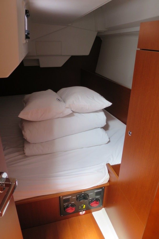 Beneteau Oceanis 38 | Ariela