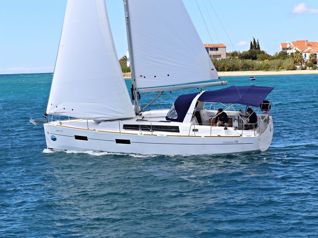 Beneteau Oceanis 38 | Ariela