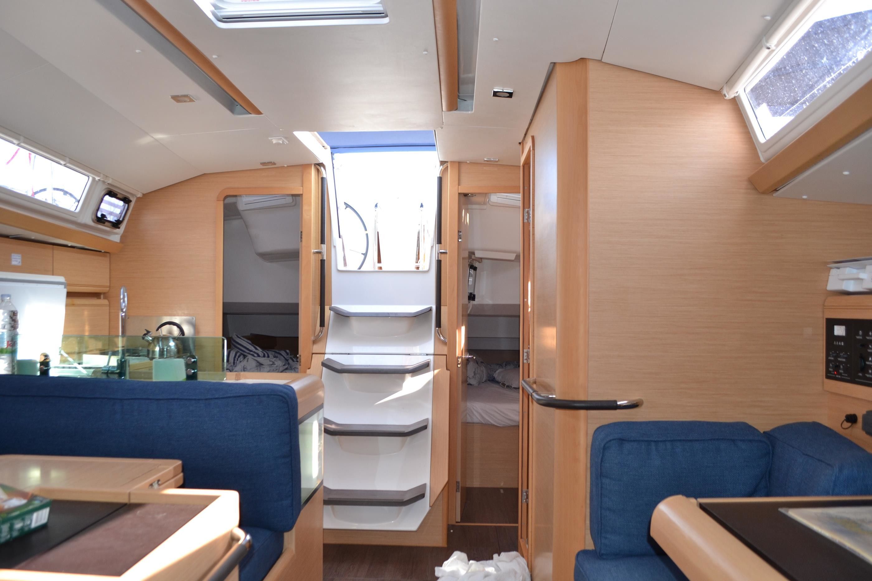 Jeanneau Sun Odyssey 419 | Tumbleweed