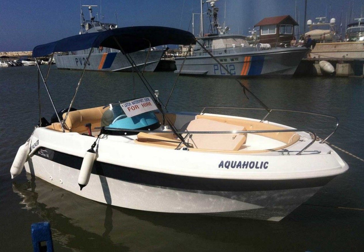 Marinello 18 | Aquaholic