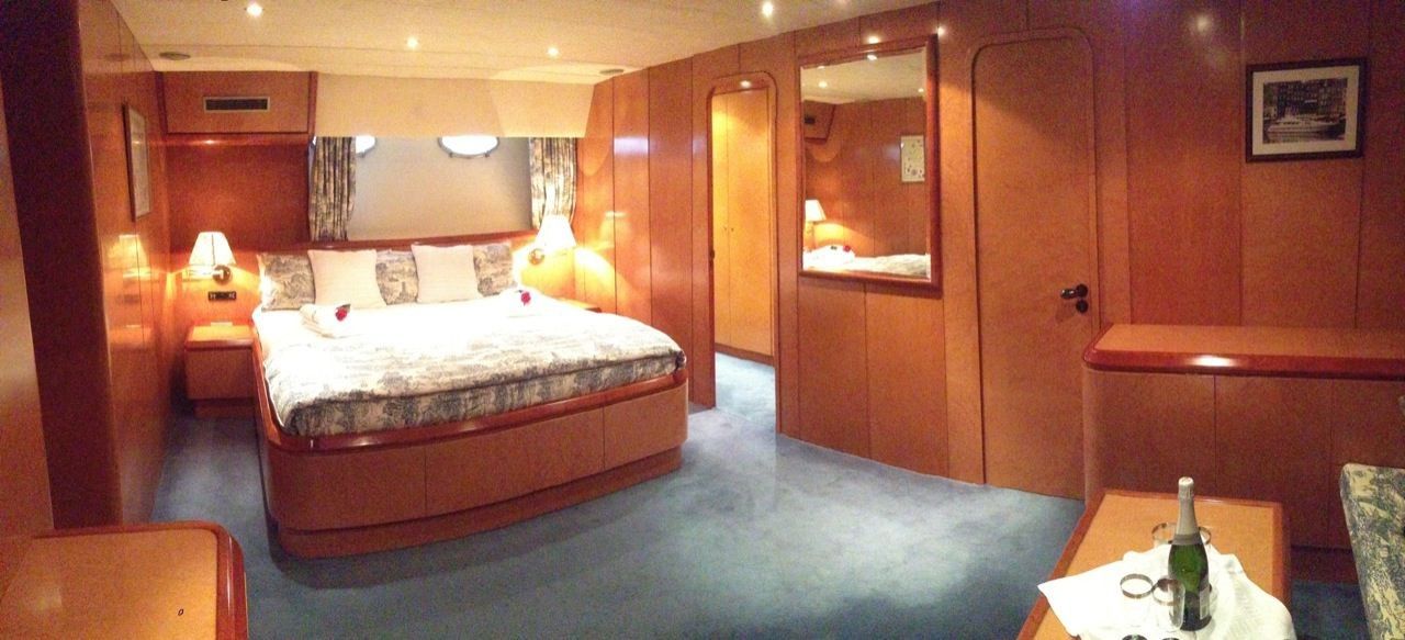 Astondoa 90 | Alhena