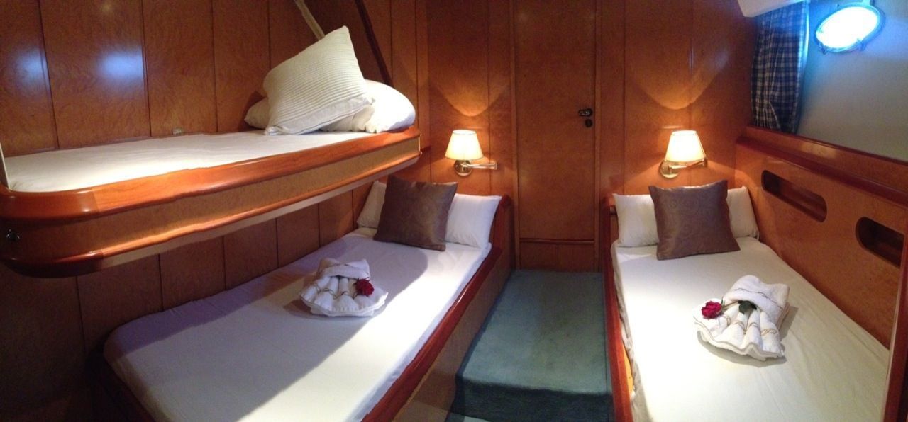 Astondoa 90 | Alhena