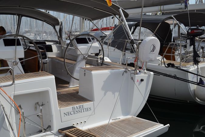 Hanse 455 | Bare Necessities