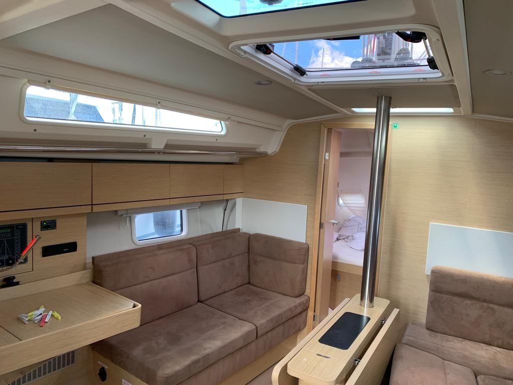 Hanse 388 | Sunny Day