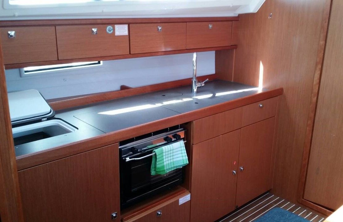 Bavaria Cruiser 41 | Lal