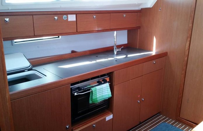 Bavaria Cruiser 41 | Lal