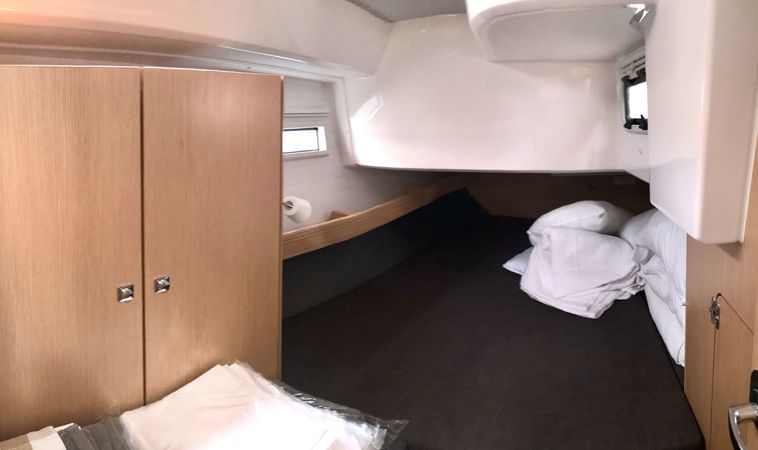 Bavaria Cruiser 41 | Leonidas