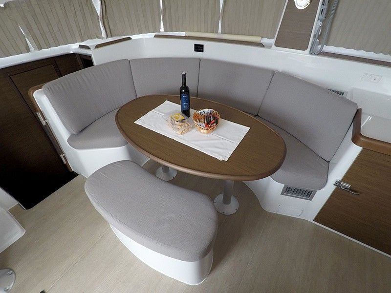 Lagoon 380 S2 | Maya