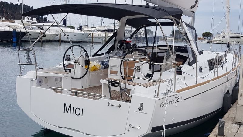 Beneteau Oceanis 38 | Mici