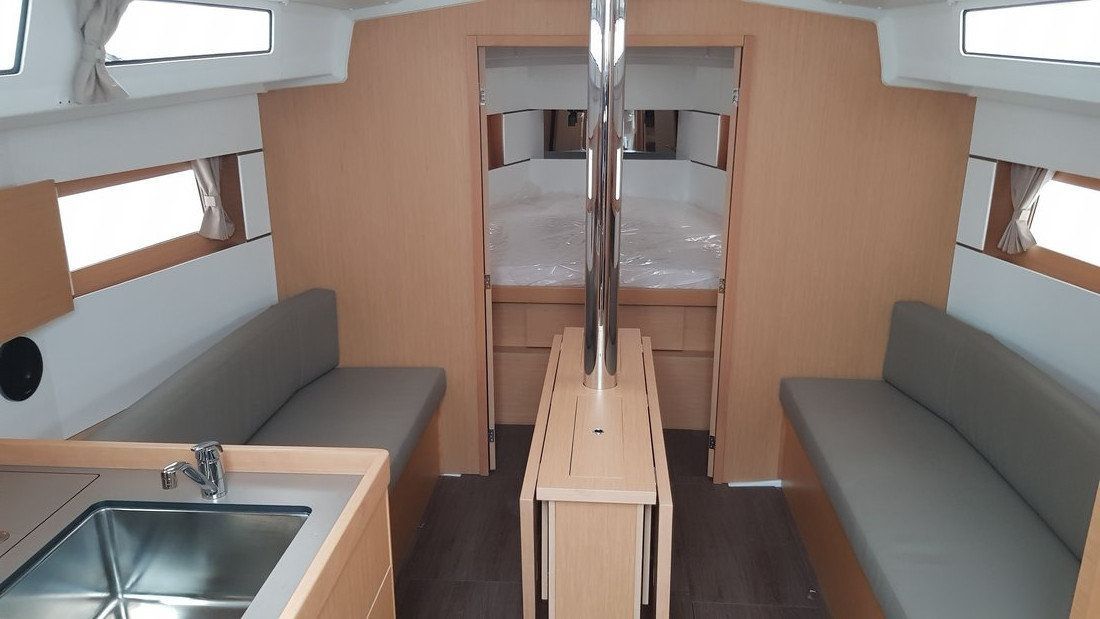 Beneteau Oceanis 38 | Mici