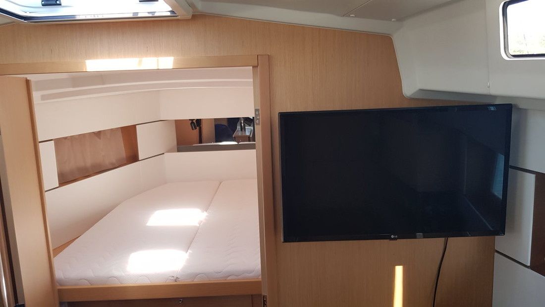 Beneteau Oceanis 38 | Mici