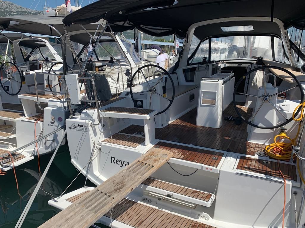 Beneteau Oceanis 38.1 | Reya