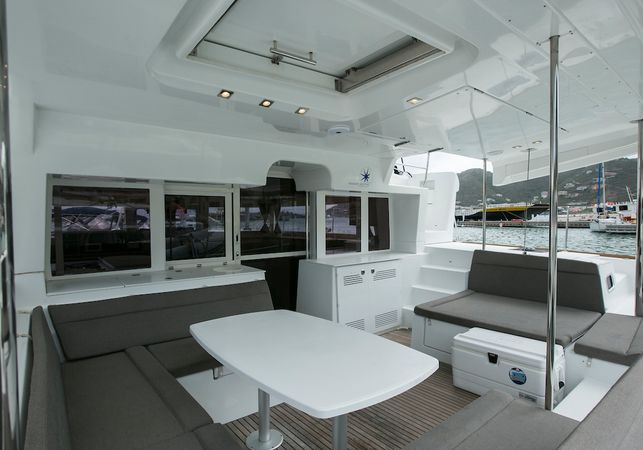 Lagoon 450 F | King Lewis