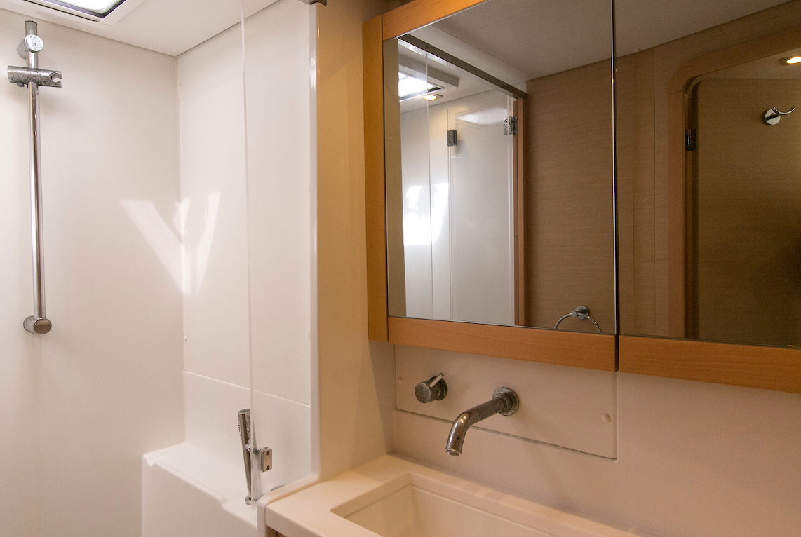 Lagoon 450 F | King Lewis