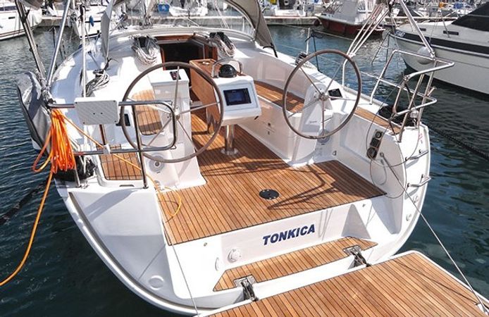 Bavaria Cruiser 34 | Tonkica