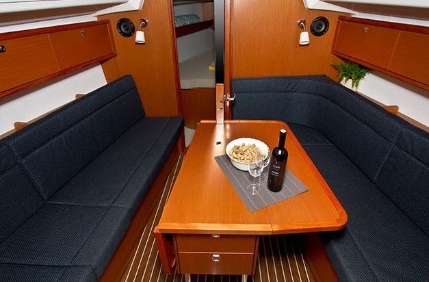 Bavaria Cruiser 34 | Tonkica