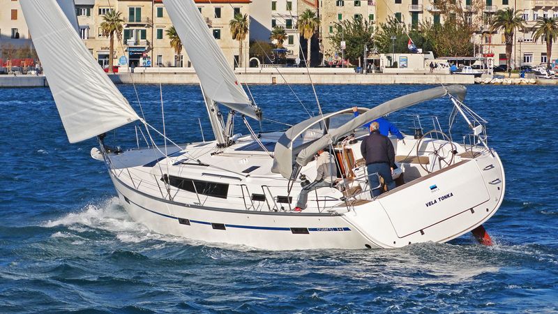 Bavaria Cruiser 51 | Vela Tonka