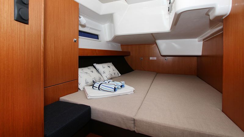 Bavaria Cruiser 51 | Vela Tonka