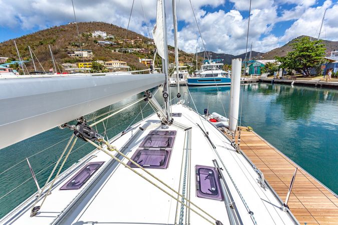 Bavaria Cruiser 37 | New Beginnings