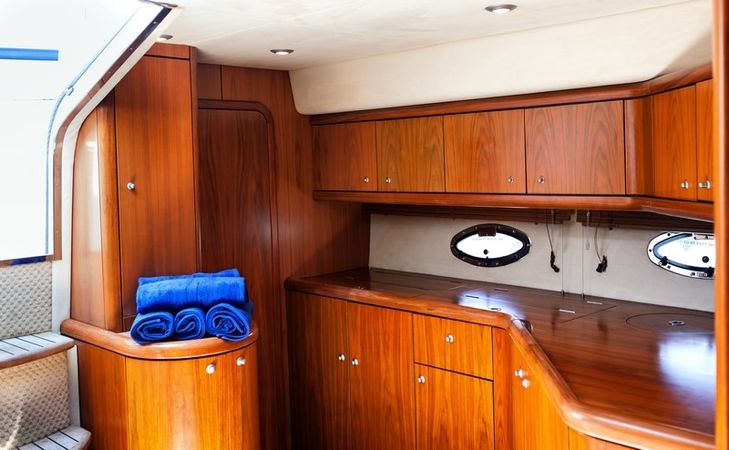 Sunseeker 49 | Knot again