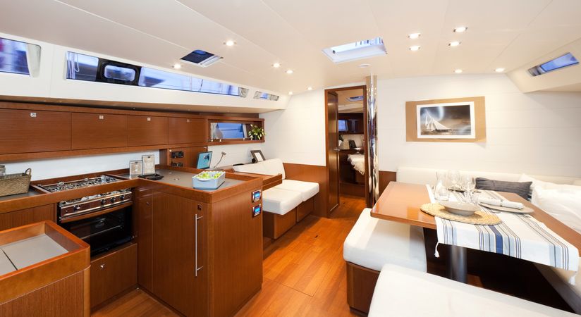 Beneteau Oceanis 48 | Stromboli