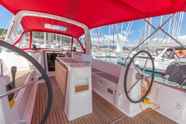 Beneteau Oceanis 38 | Mare Nostrum 2