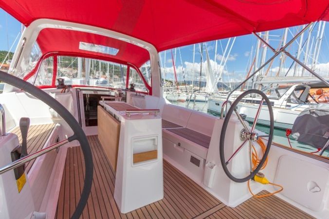Beneteau Oceanis 38 | Mare Nostrum 2