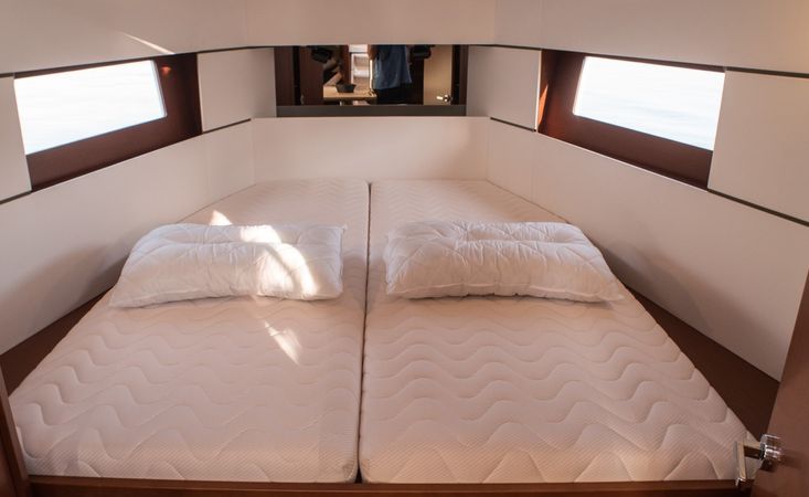 Beneteau Oceanis 38.1 | Marisa