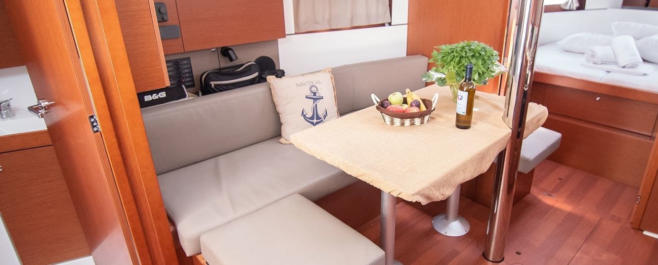 Beneteau Oceanis 38.1 | Marisa