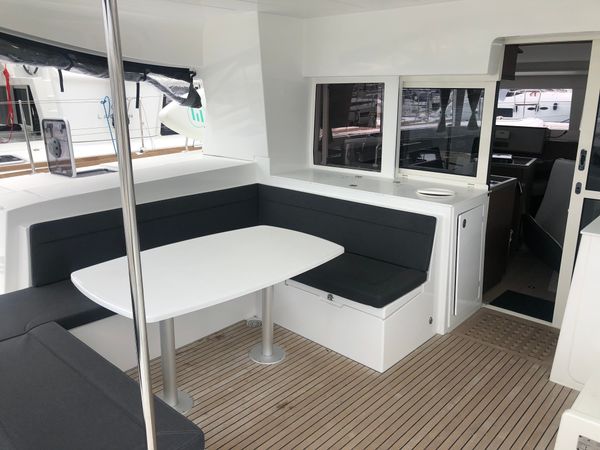 Lagoon 450 S | Hanna 1