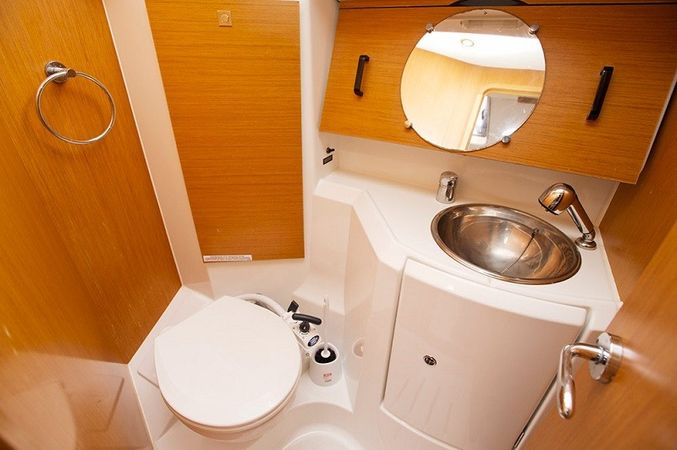 Jeanneau Sun Odyssey 36 | Lauren