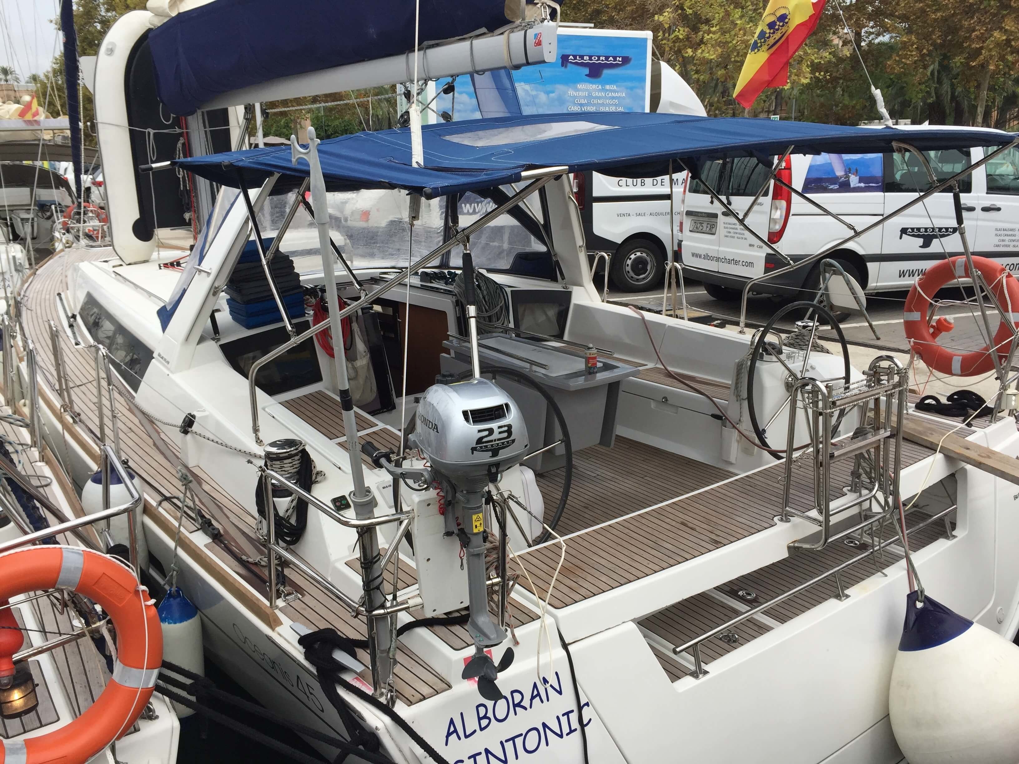 Beneteau Oceanis 45 | Gin Tonic