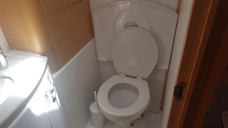 Lagoon 440 | Strawberry