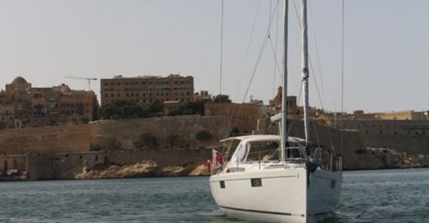 Beneteau Oceanis 48 | Wayward Prince