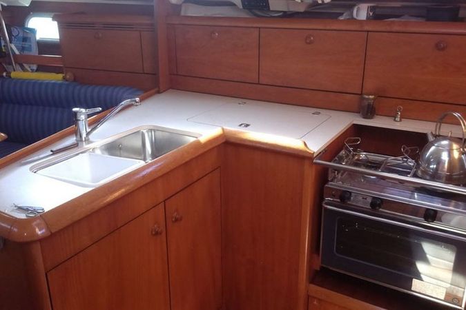 Jeanneau Sun Odyssey 37 | Bonaca