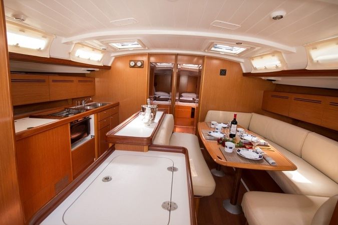 Beneteau Cyclades 50 | Christina