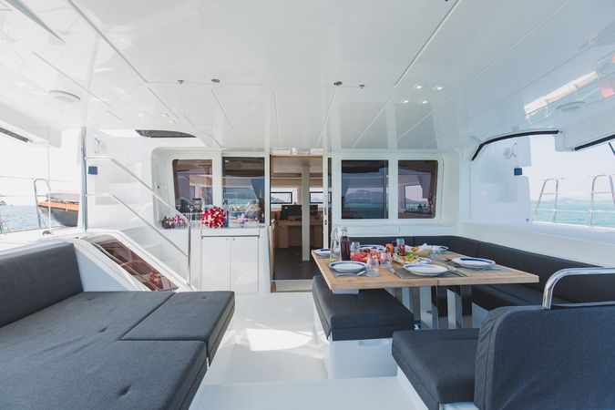 Lagoon 52 F | Blue Moon