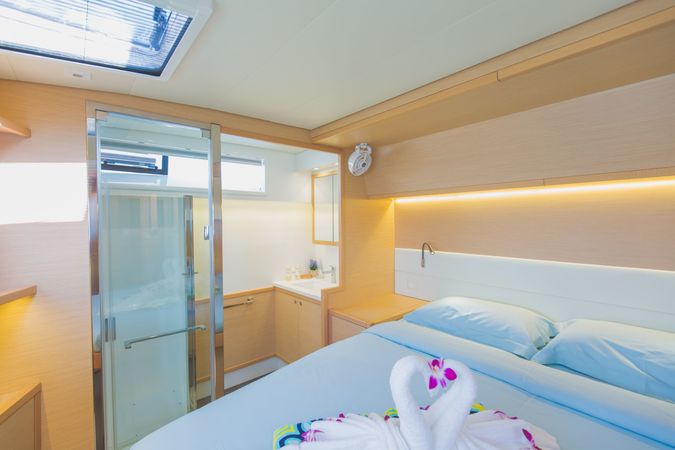 Lagoon 52 F | Blue Moon