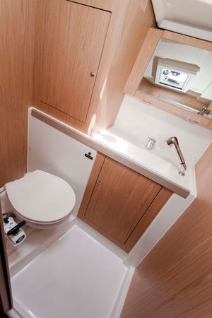 Beneteau Oceanis 41.1 | Foreigner