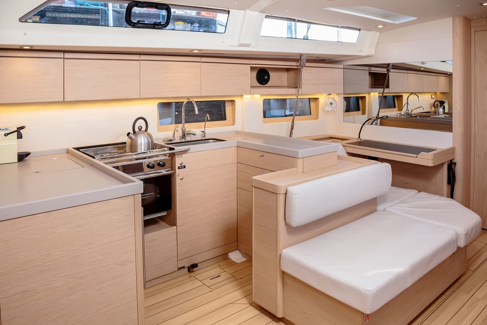 Beneteau Oceanis 51.1 | Maelle