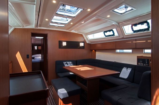 Bavaria Cruiser 46 | Adria Sonja
